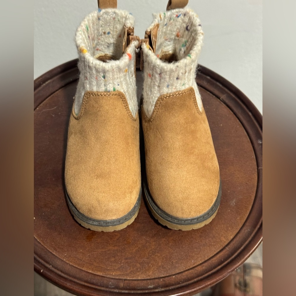 Cat & Jack girls Emmaline suede boots 7 zip-up cognac w/ multi  color knit cuff